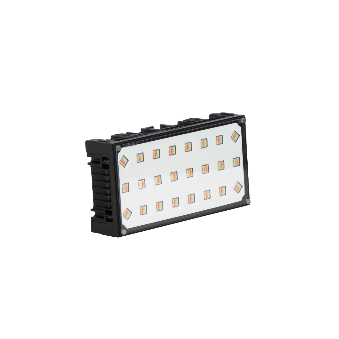 Astera -HydraPanel Kit of 4 - 4 HydraPanels with beam modifiers and mounting accessories
