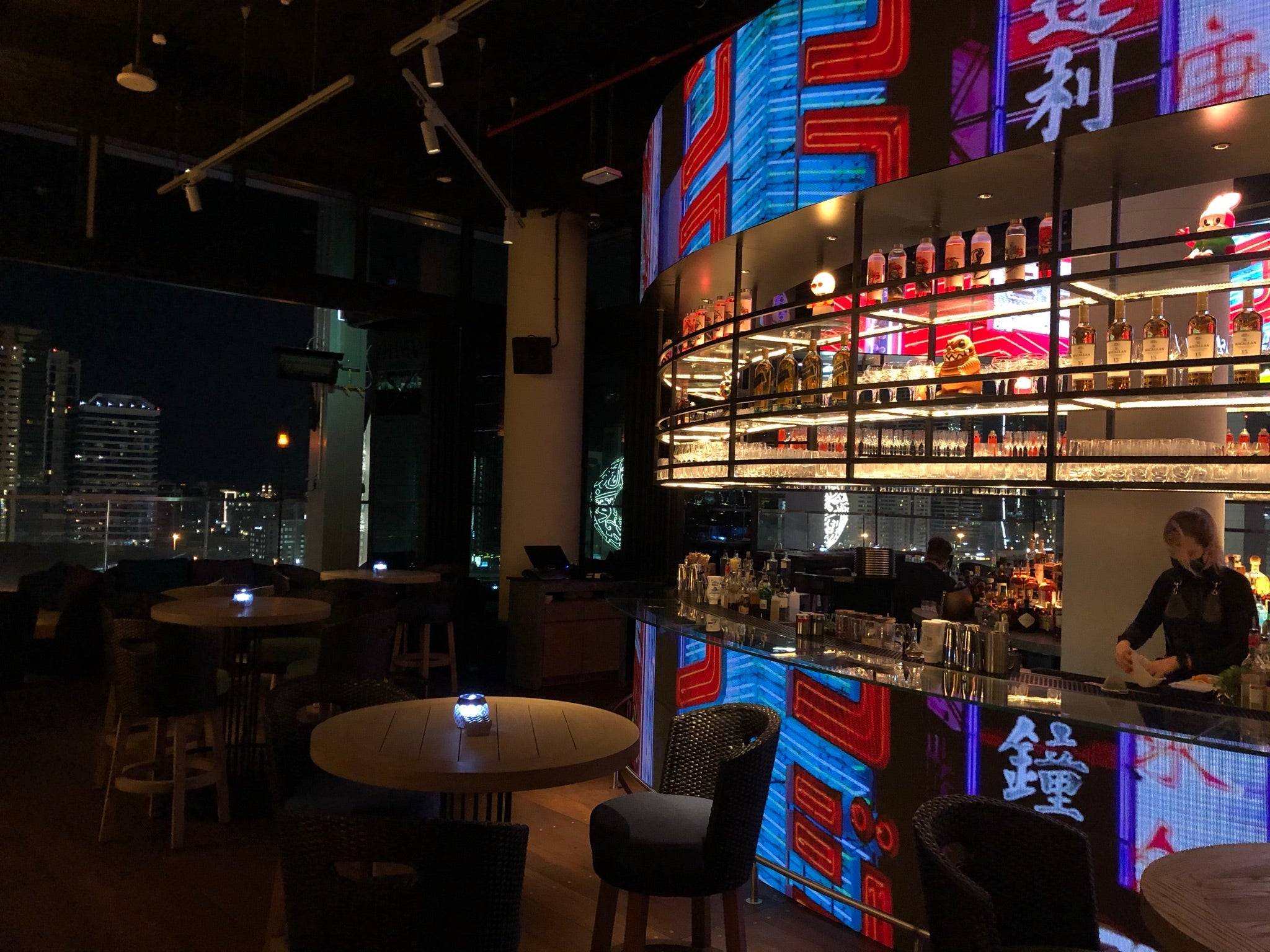 Clap Dubai Opens in DIFC with K-array Sound System