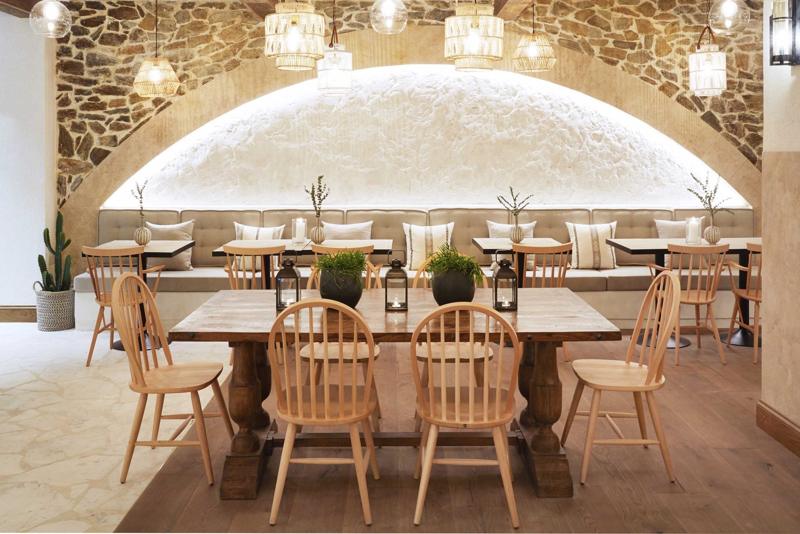 Taverna Greek Kitchen Gets KGEAR Sound Experience in All-white