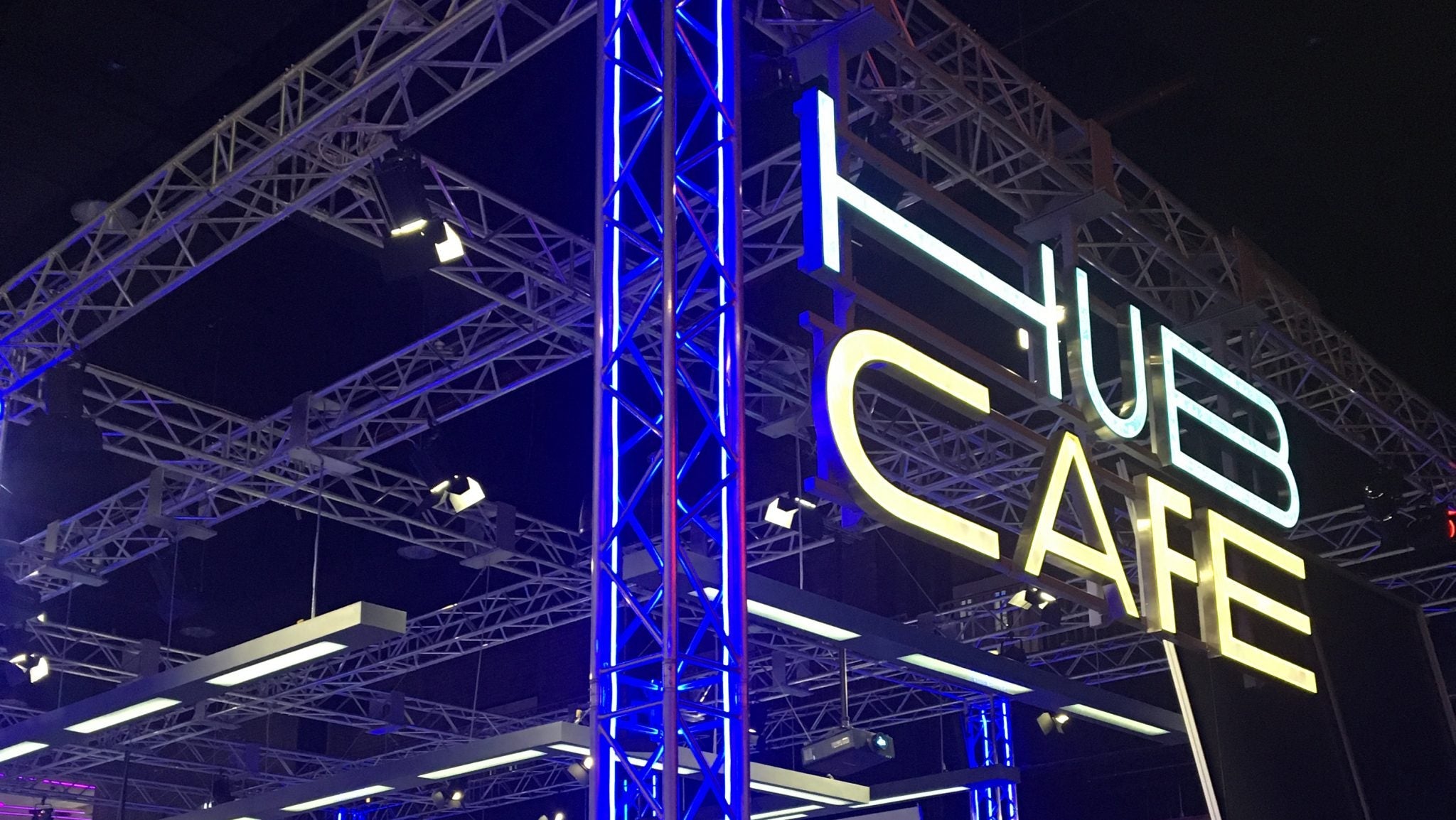 Dubai attraction HUB ZERO opts to build its interior with Eurotruss truss structure 