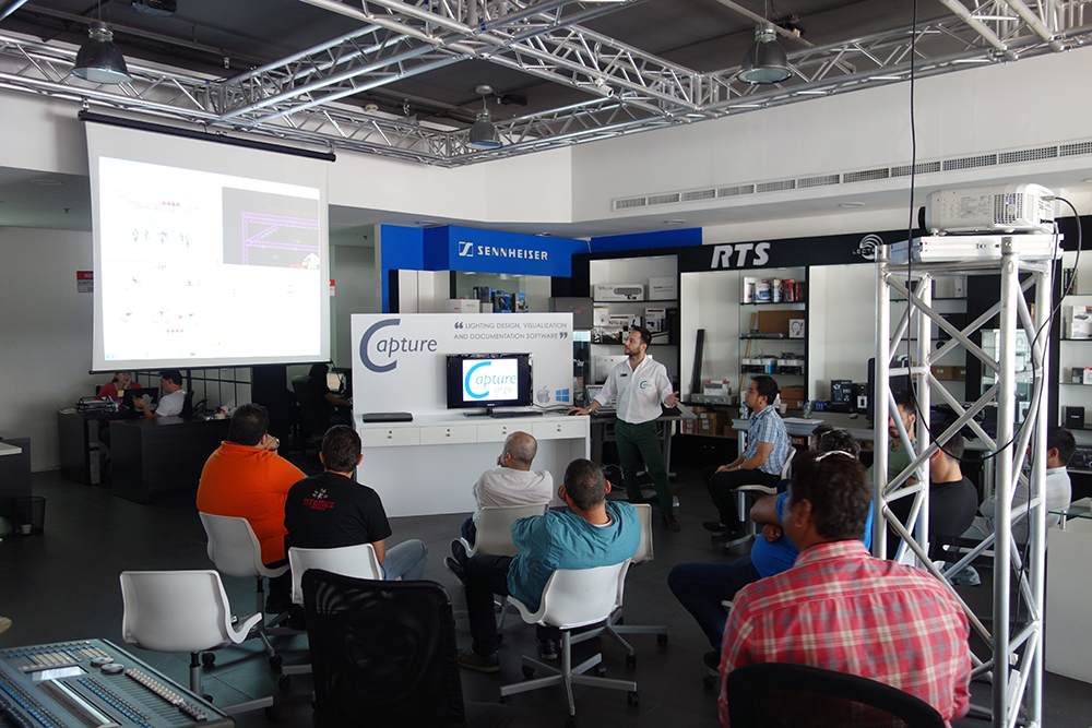 Training on stage visualization software, Capture, at Procom