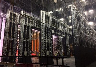 Bollywood -Dubai parks, chooses Eurotruss as support structure for large LED backdrop