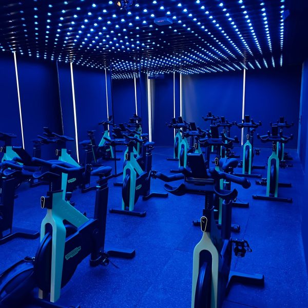 Immersive Fitness: Siro Cycling Gym’s AV Symphony.