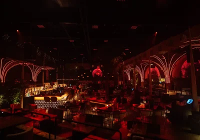 Cyclops Lighting Elevates the Experience at Iris Dubai